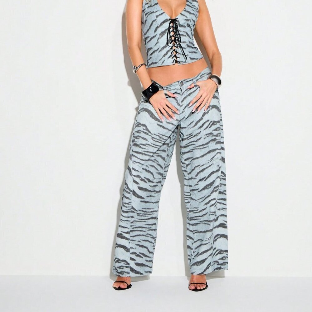Light Wash Casual Women's Wide Leg High Rise Palazzo Jeans with Tiger Print